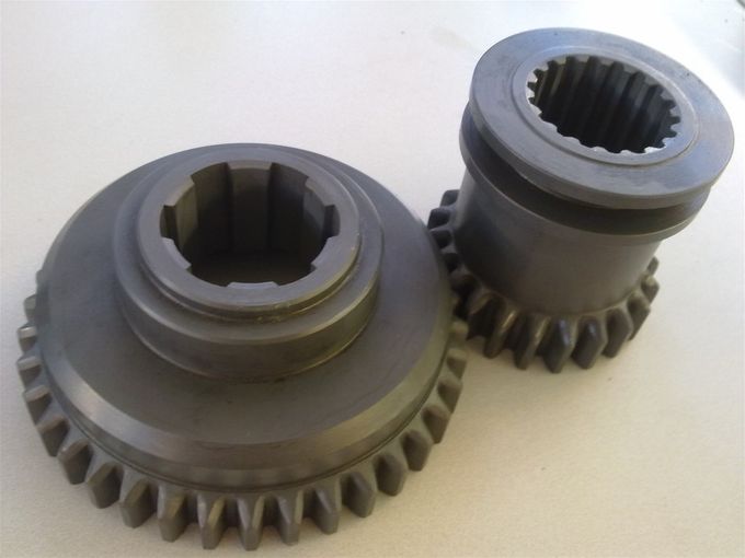 10-vaihteisen vaihteiston aluevaihtajan hammaspyörät. Pieni puoli pysyy vakiona ja isompi puoli nopeutuu n 52 %. Hinta on 650 euroa (sis. ALV). (Gears for 10-speed gearboxes area selector -- keeps LOW area original and increases HIGH area speeds about 52 %). Erikoisvälityssuhteen suunnittelu ja pyörien toimitus ko kohteeseen 1100 euroa. Hinnat toimituskuluineen.
